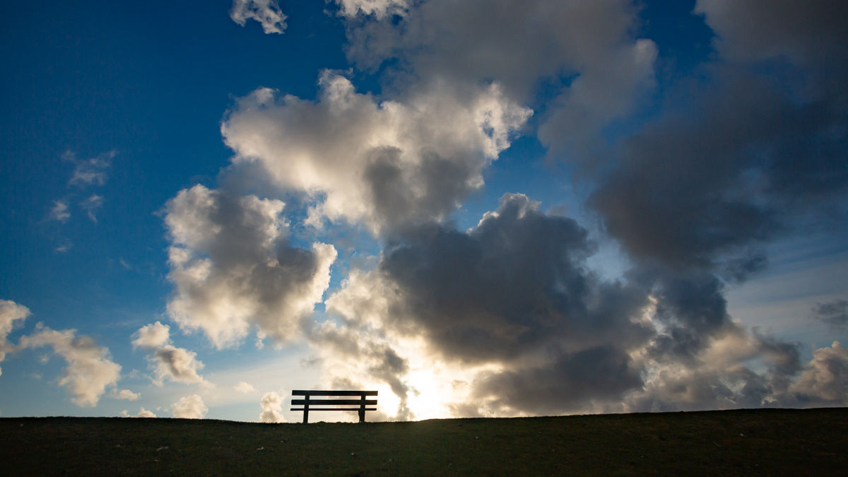 Galmsbüllkoog - Bank auf dem Deich